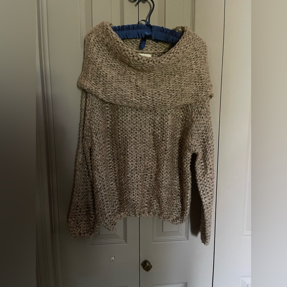 Cowell neck sweater